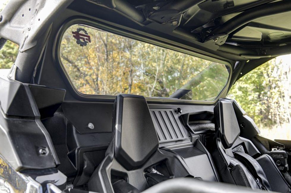 Can-Am X3 2017-2026 Glass Rear Windshield – view 3