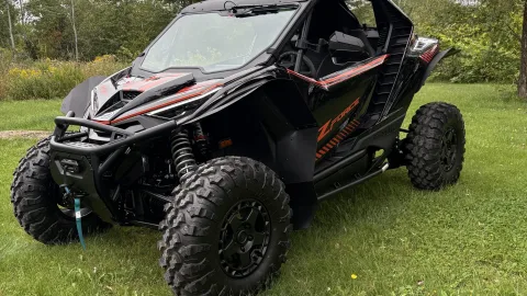 CFMOTO ZForce Z10 2026+ Glass Front Windshield