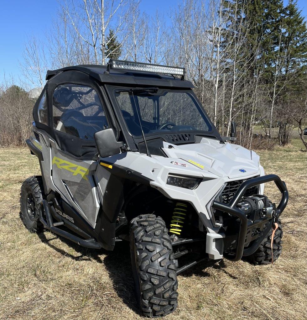Polaris RZR Trail / Trail S 2021-2026 Glass Front Windshield – view 4